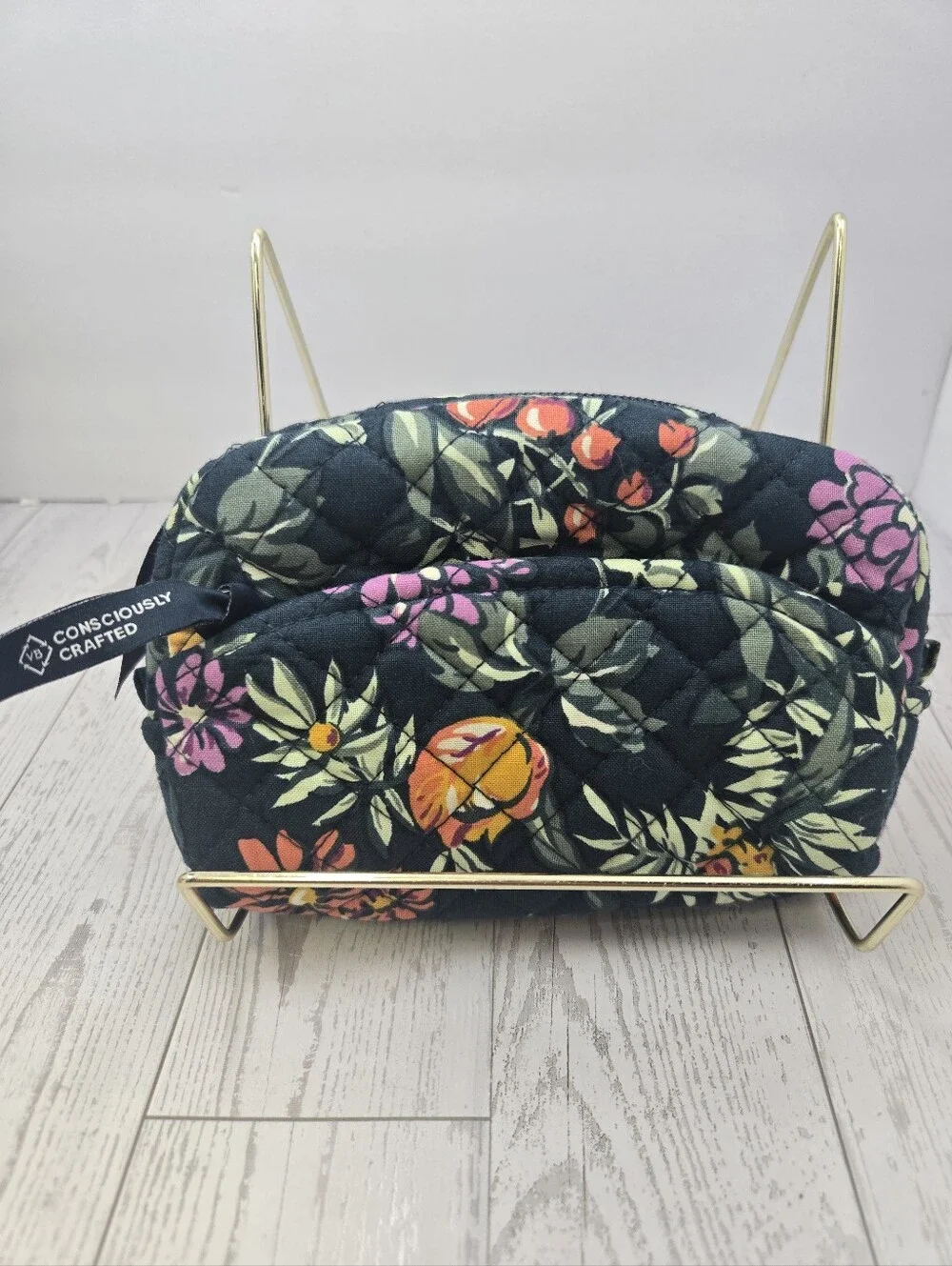 NWOT Vera Bradley Country Floral Grandmacore Medium Quilted Cosmetic Makeup Bag